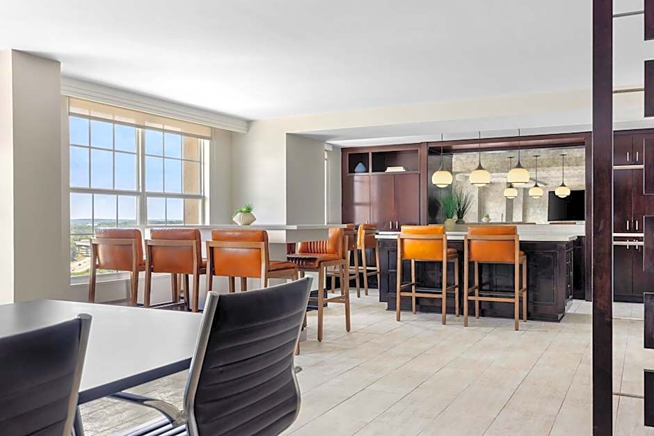 Sheraton Suites Galleria Atlanta