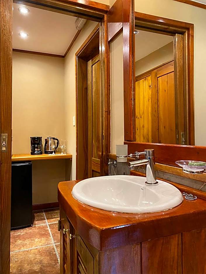 Charming Luxury Lodge & Private Spa