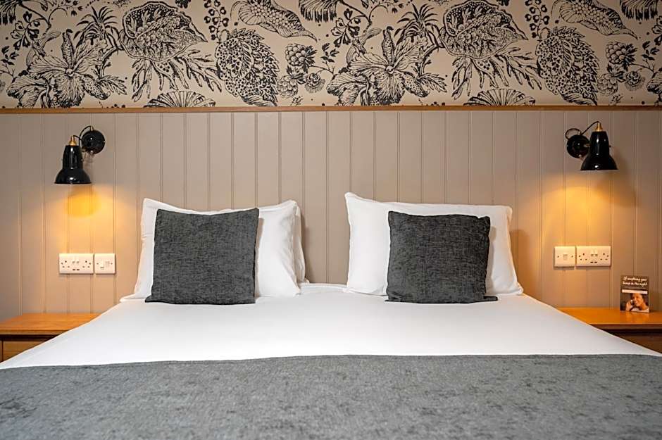 Cedars Inn by Greene King Inns