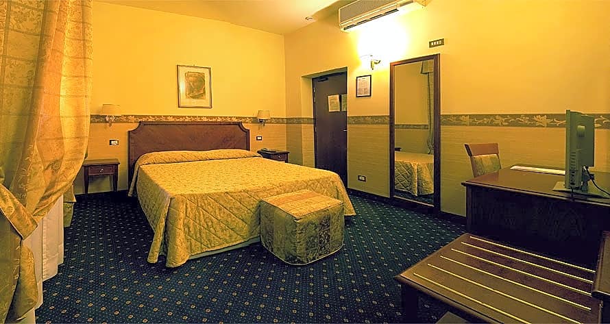 Hotel Arizona