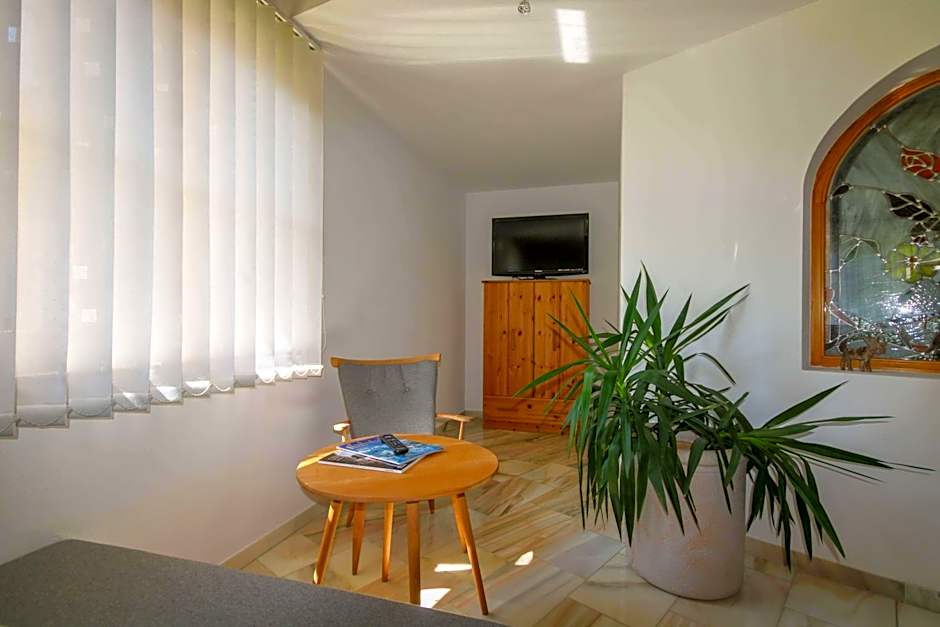 Kia Ora Hotel Restaurant