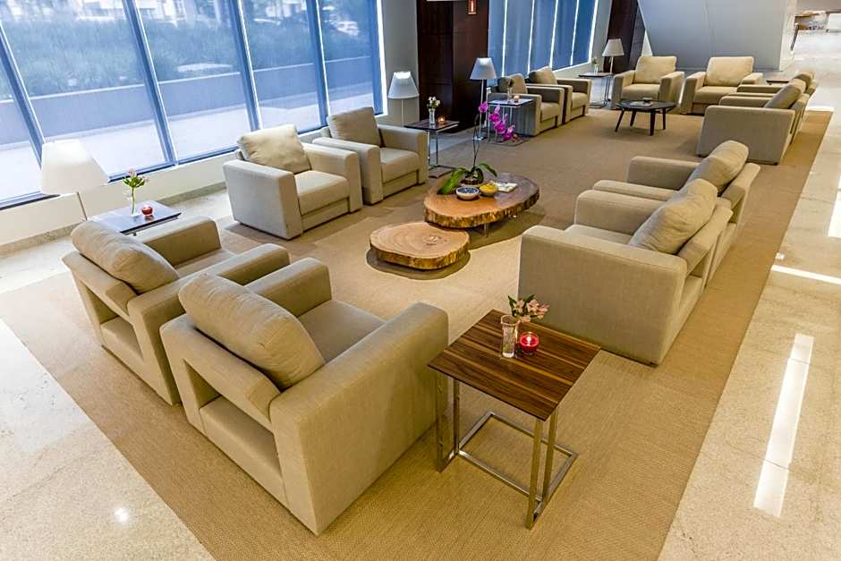 Blue Tree Premium Alphaville