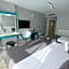 Midis Otel
