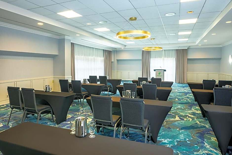 Holiday Inn Laval Montreal By IHG