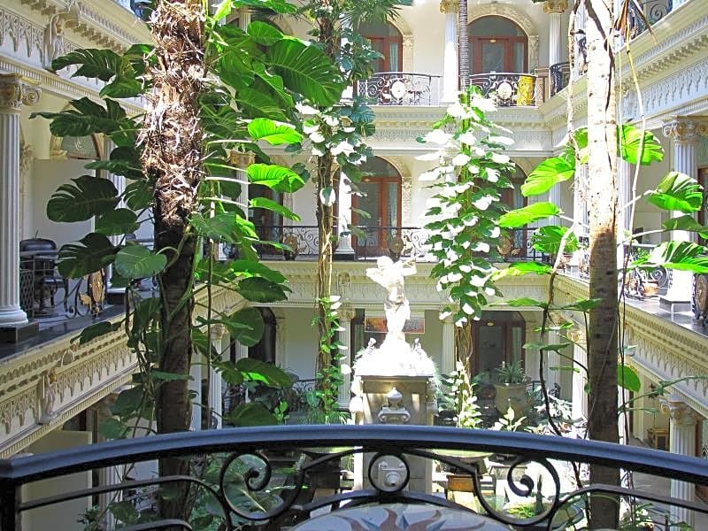 The Grand Palace Hotel Malang