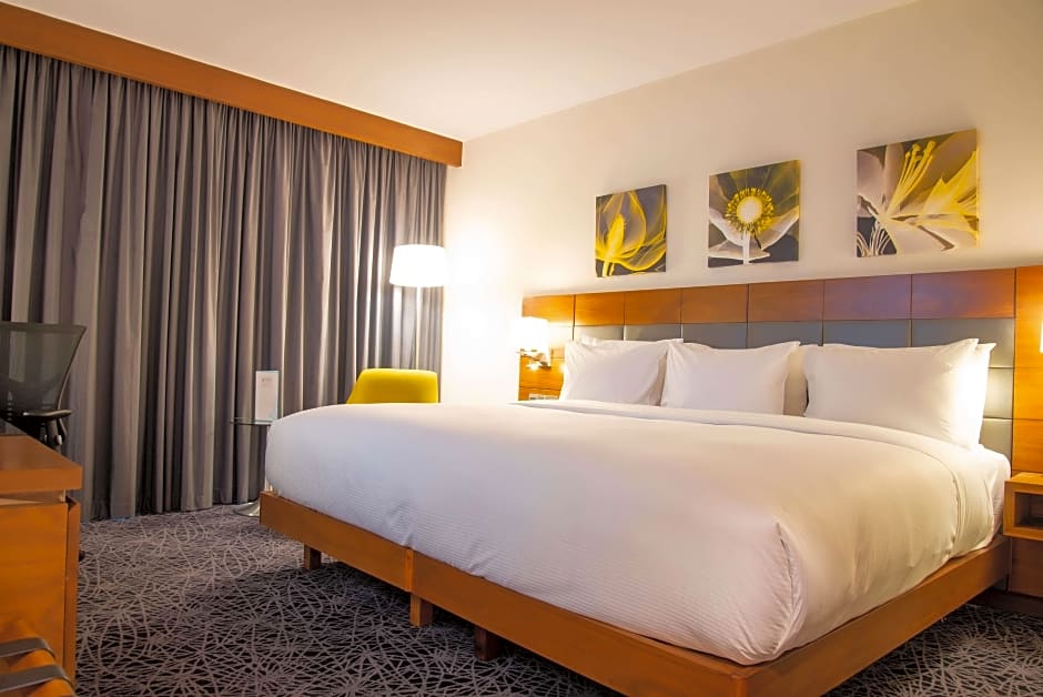 Photo 1 of 1 of Super 1 King Bed