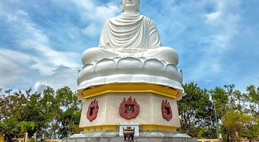 Binh An Hotel Nha Trang