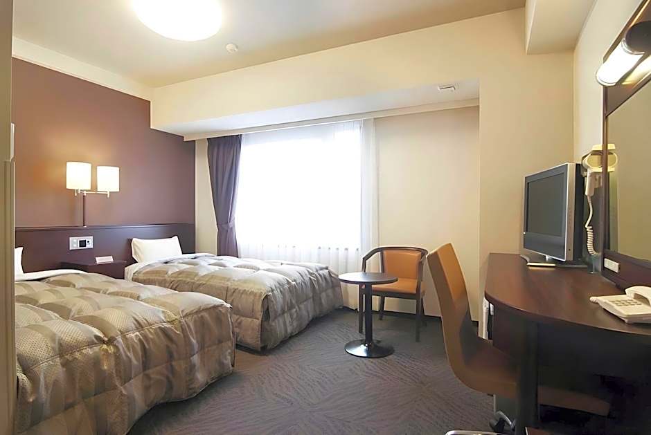 Hotel Route Inn Nagahama Inter