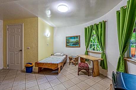 Family Room with Sea View