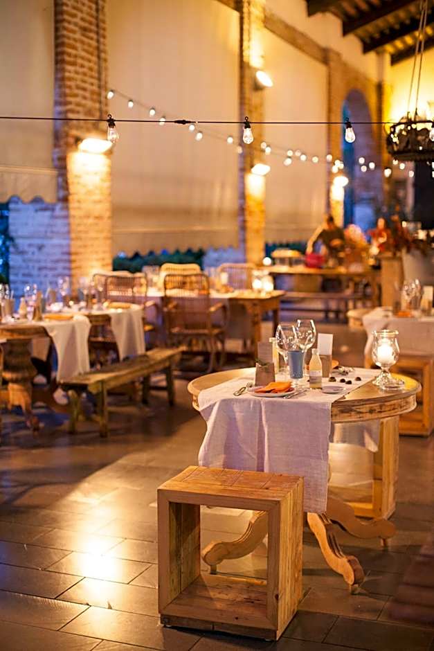 Al Tezzon Hotel