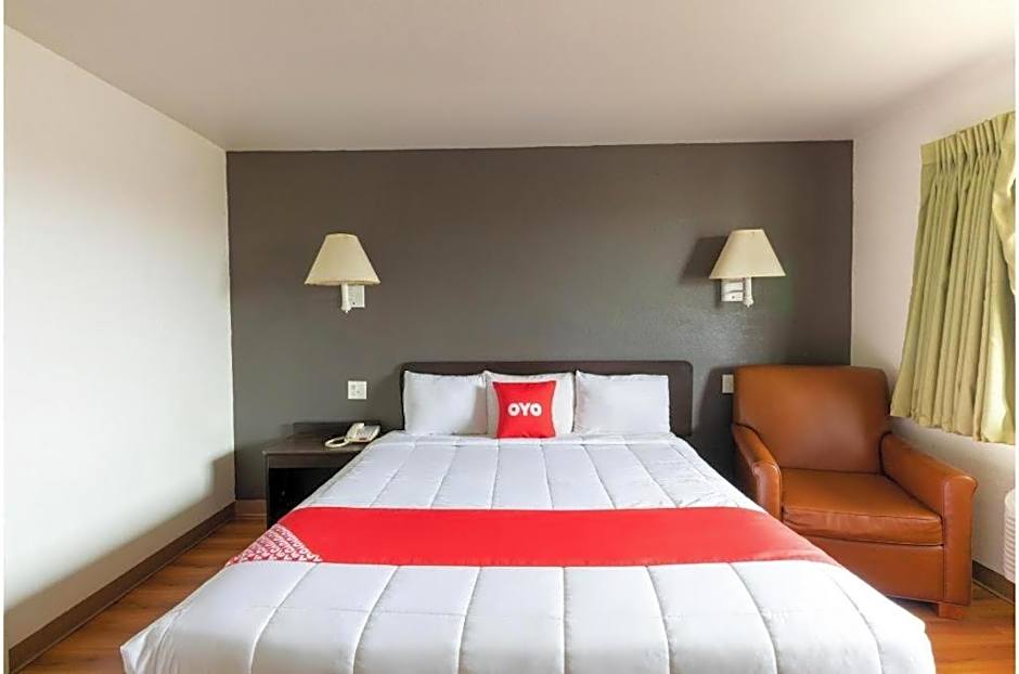 OYO Hotel Irving DFW Airport North