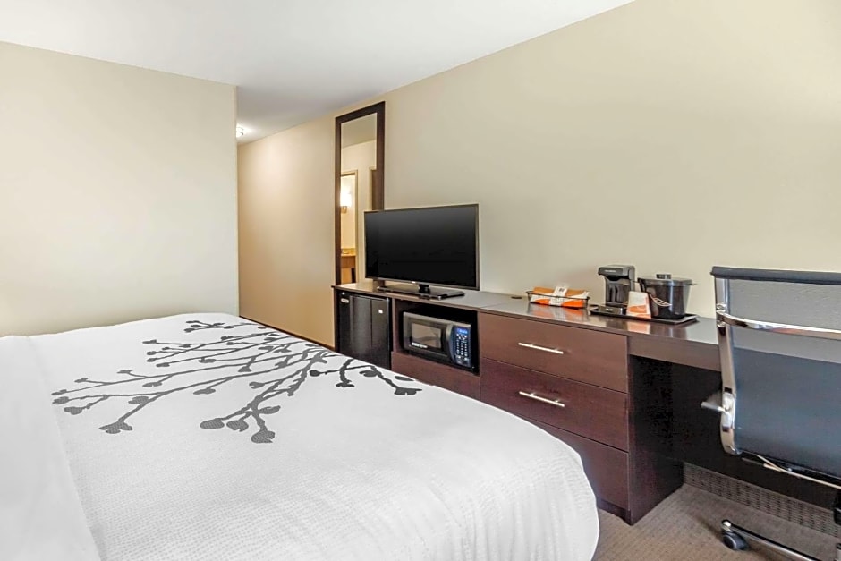 Sleep Inn & Suites Fargo Medical Center