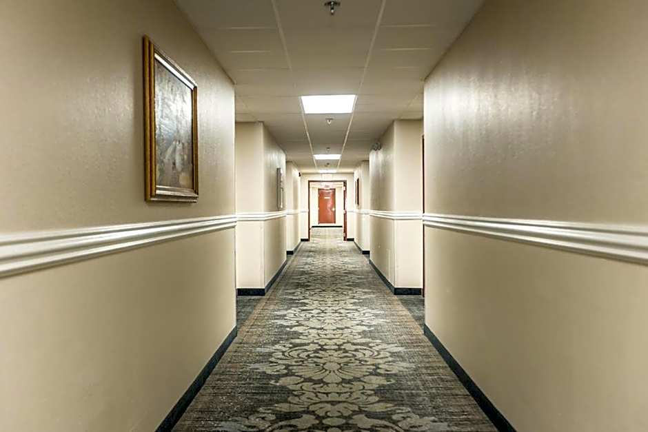 Savannah House Hotel