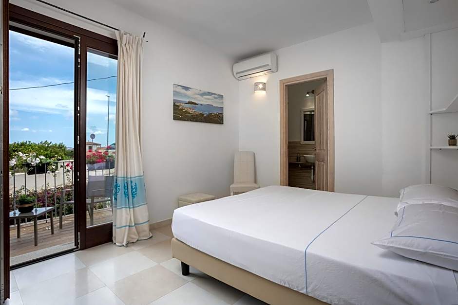 The Square Depandance