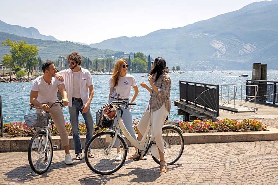 Aris Apartments & Sky Pool - Tonelli Hotels - Adult Friendly