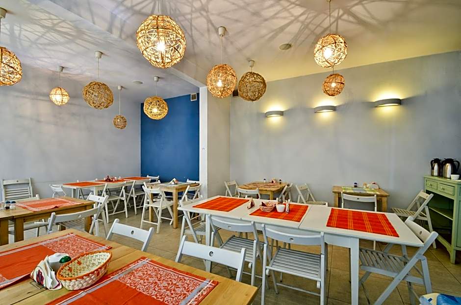Red Carpet Hostel