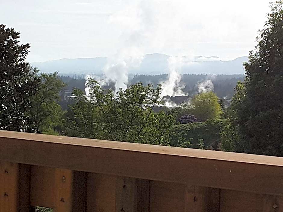 Geyser Lookout BnB