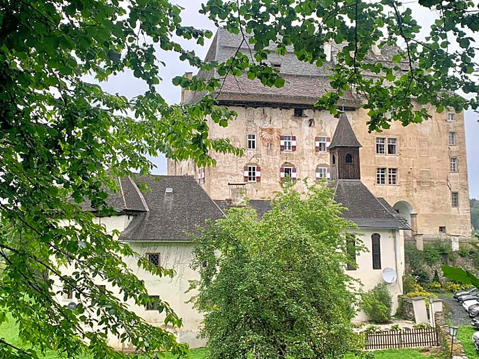Schloss Moosburg Gästehaus