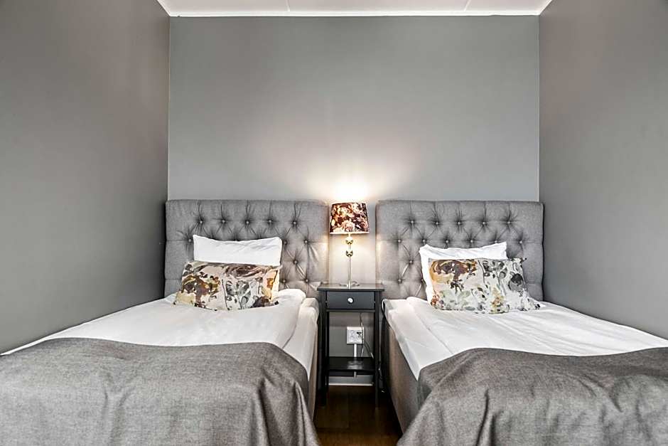 Photo 1 of 4 of Superior 2 Beds