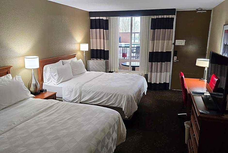Alexandria Hotel & Conference Center