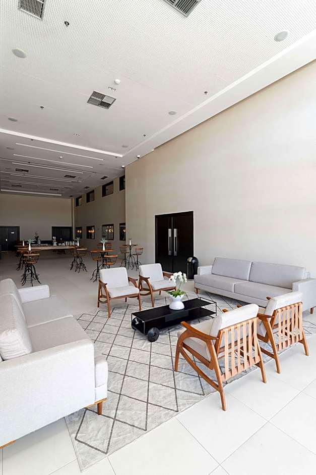 Golden Tulip Sao Jose Dos Campos