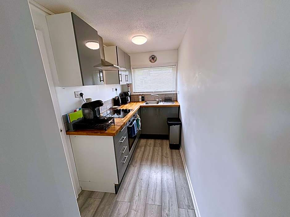 Norfolk Nest 2 bedroom chalet new media wall