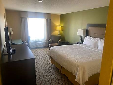 King Room - Ground Floor/Non-Smoking