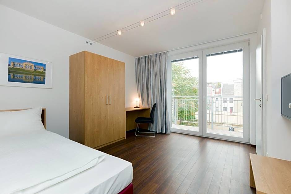 Vienna Stay Apartments or Rooms 1050