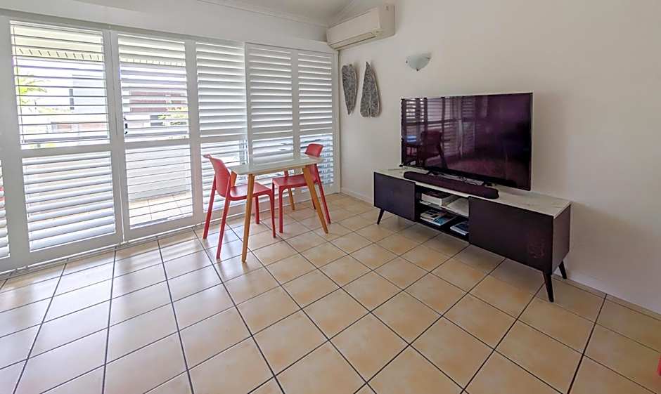 Noosa Parade Holiday Inn