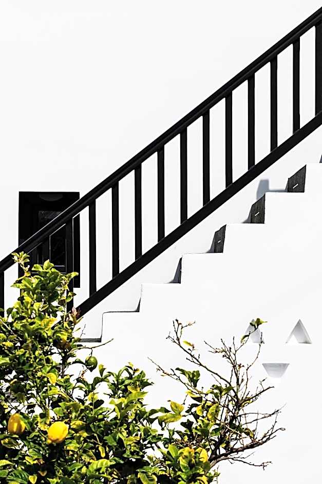 She Mykonos Boutique Hotel