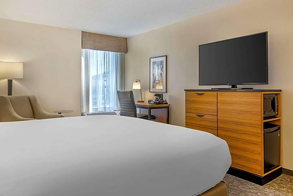 DRURY INN & SUITES ST LOUIS SOUTHWEST
