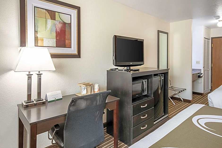 Quality Inn Dodge City