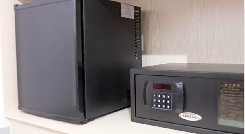 THE CROWN HOTEL @ KLIA 