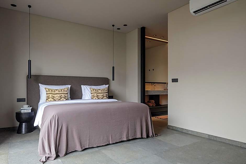Black Villas Canggu Beach by OXO