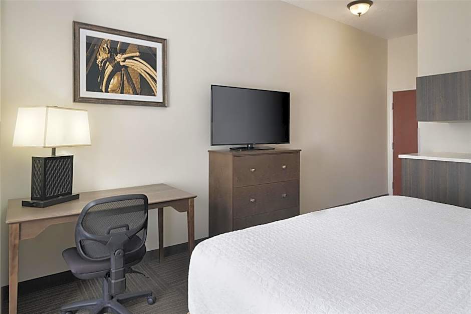 Best Western Plus Frontier Inn