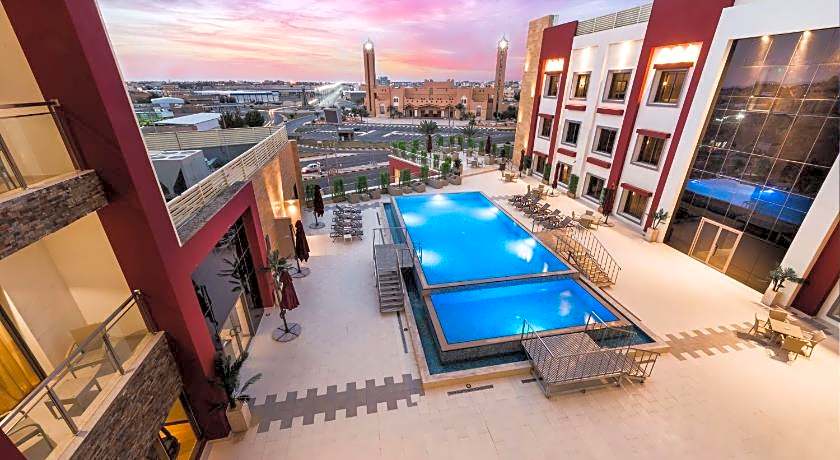 Best Western Plus Al Qurayyat City Center