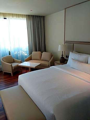 Ocean Suite without Balcony