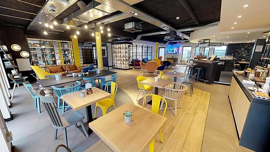 Campanile Fontainebleau