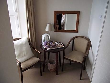 Standard Twin Room with Sea View