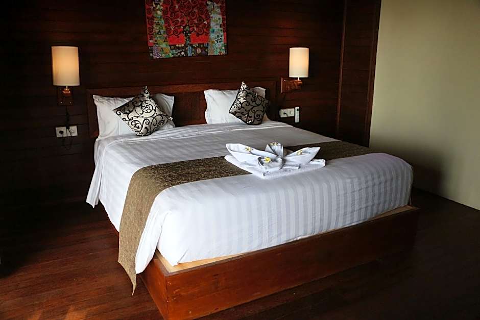 D'Muncuk Huts Lembongan