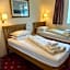 Oakwood Bed and Breakfast Heathrow