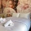 Le Glam's Hotel