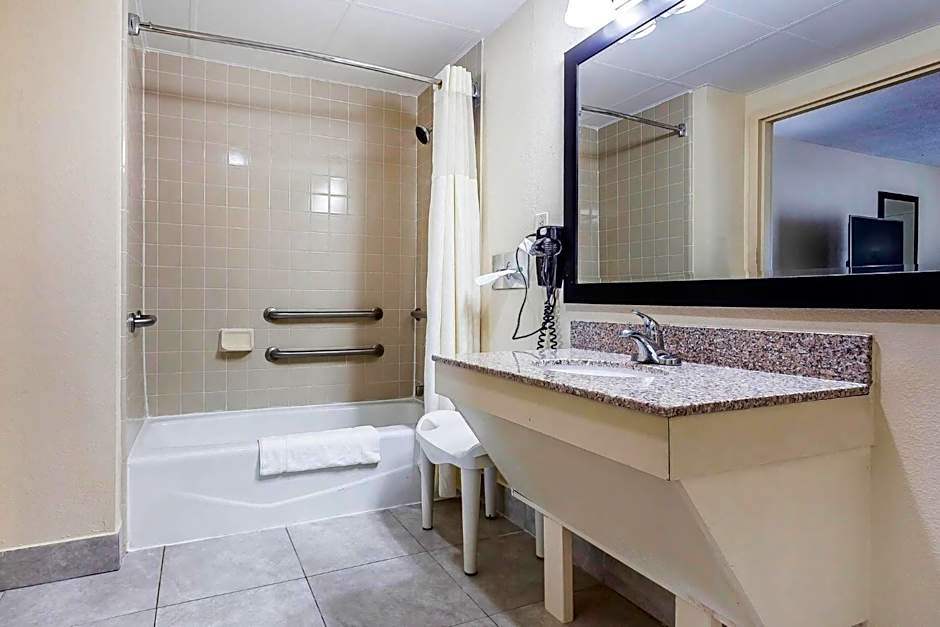 Quality Inn Pinehurst Area