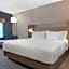 Holiday Inn Express And Suites St.Thomas. By IHG