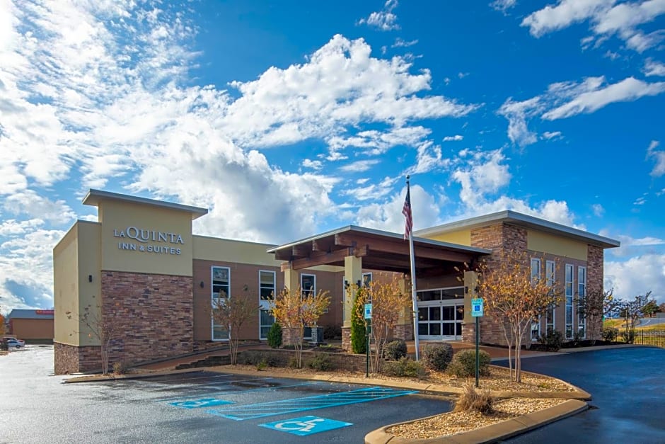 La Quinta Inn & Suites by Wyndham Chattanooga - East Ridge