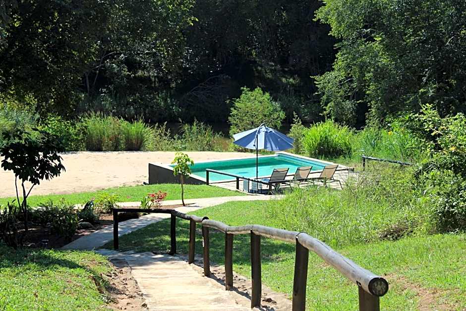 Lions Rock Rapids - Lodge