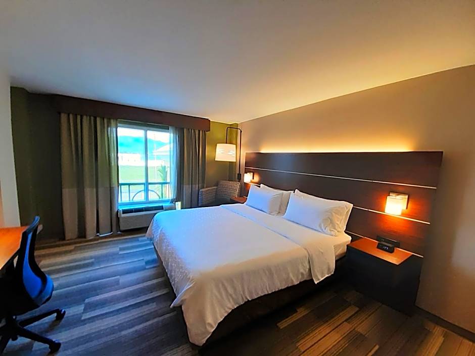 Holiday Inn Express Trincity By IHG