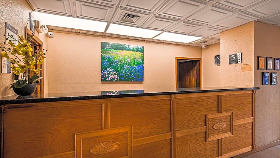 Deluxe Inn Wytheville