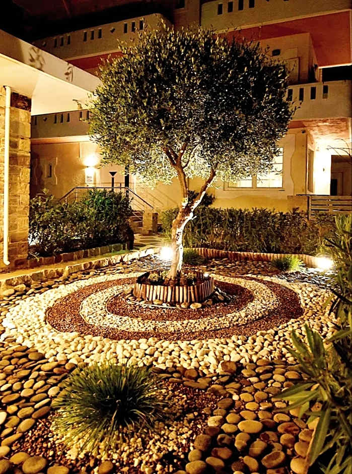 Alonia Hotel