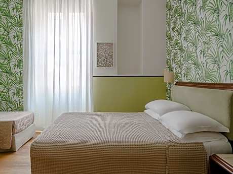 Triple Room with Garden View